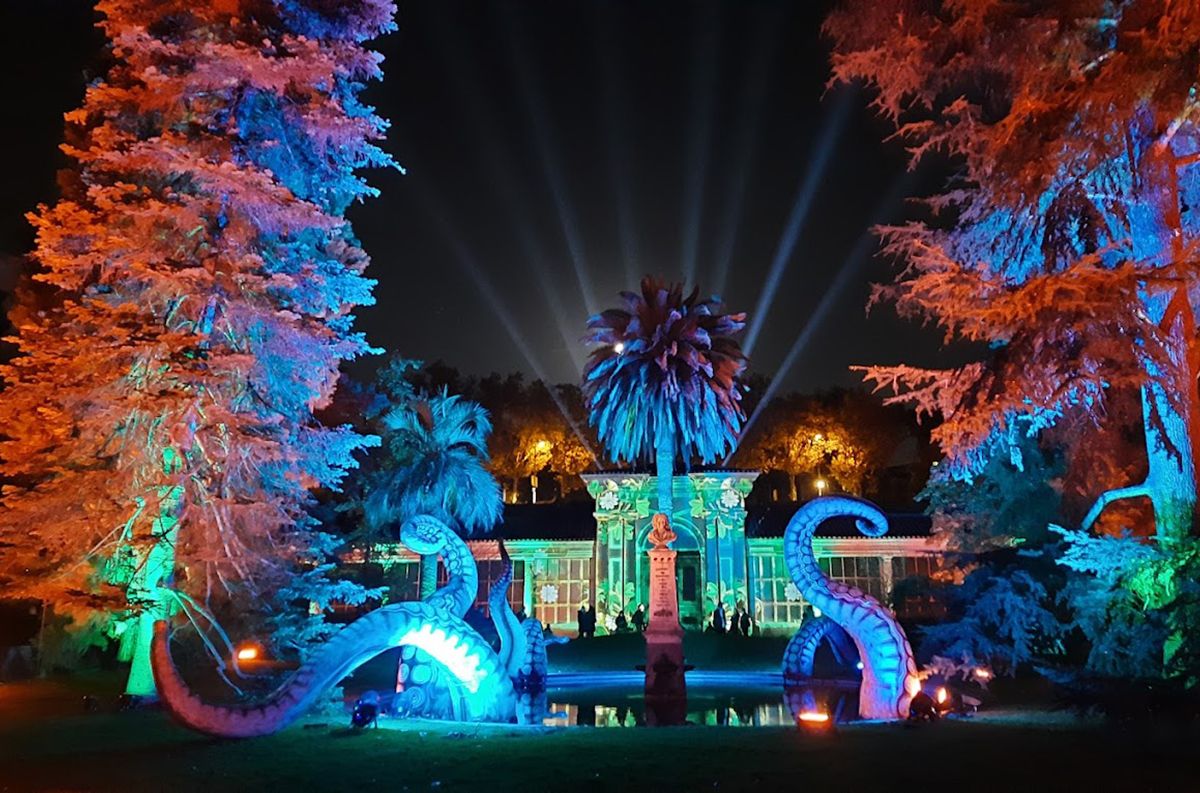 Espacio para eventos de empresas y conciertos en Jardín Botánico de Madrid.