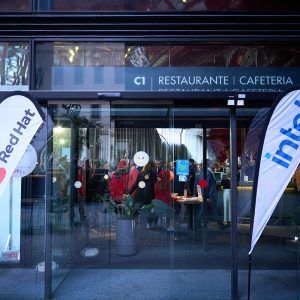 Evento de red Hat en Restaurante Nubel de Madrid, espacio para eventos, reuniones, charlas